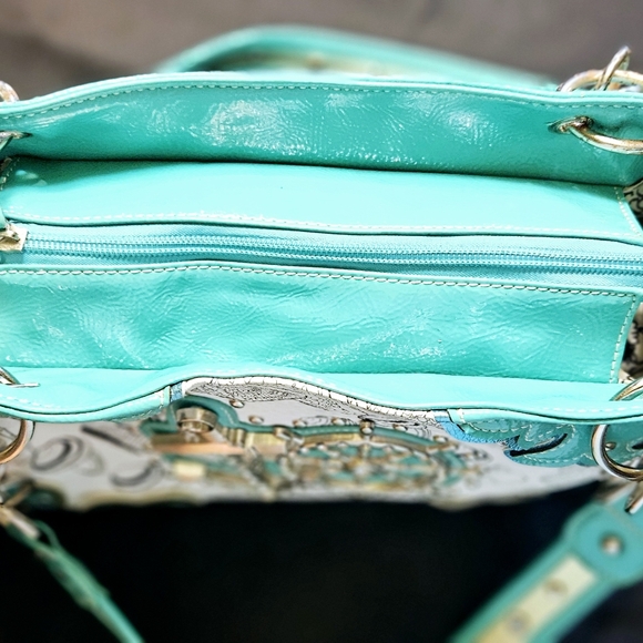 COWGIRL TRENDY Conceal Carry Purse Handbag Turquoise Teal Anchor Ship Wheel *NEW - Picture 4 of 11
